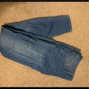 Denim jegging size 4, mid rise, skinny ankle.